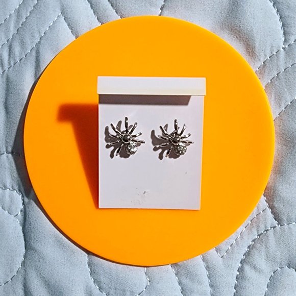 Halloween Jewelry / Spider Earring / Post / Rhinestone Crystal / Rhodium Plated - Picture 4 of 7